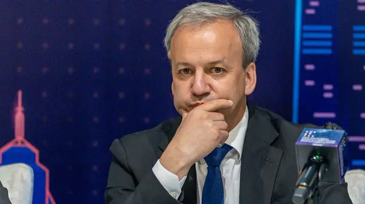 Russian Dvorkovich left the post of FIDE president due to EU sanctions